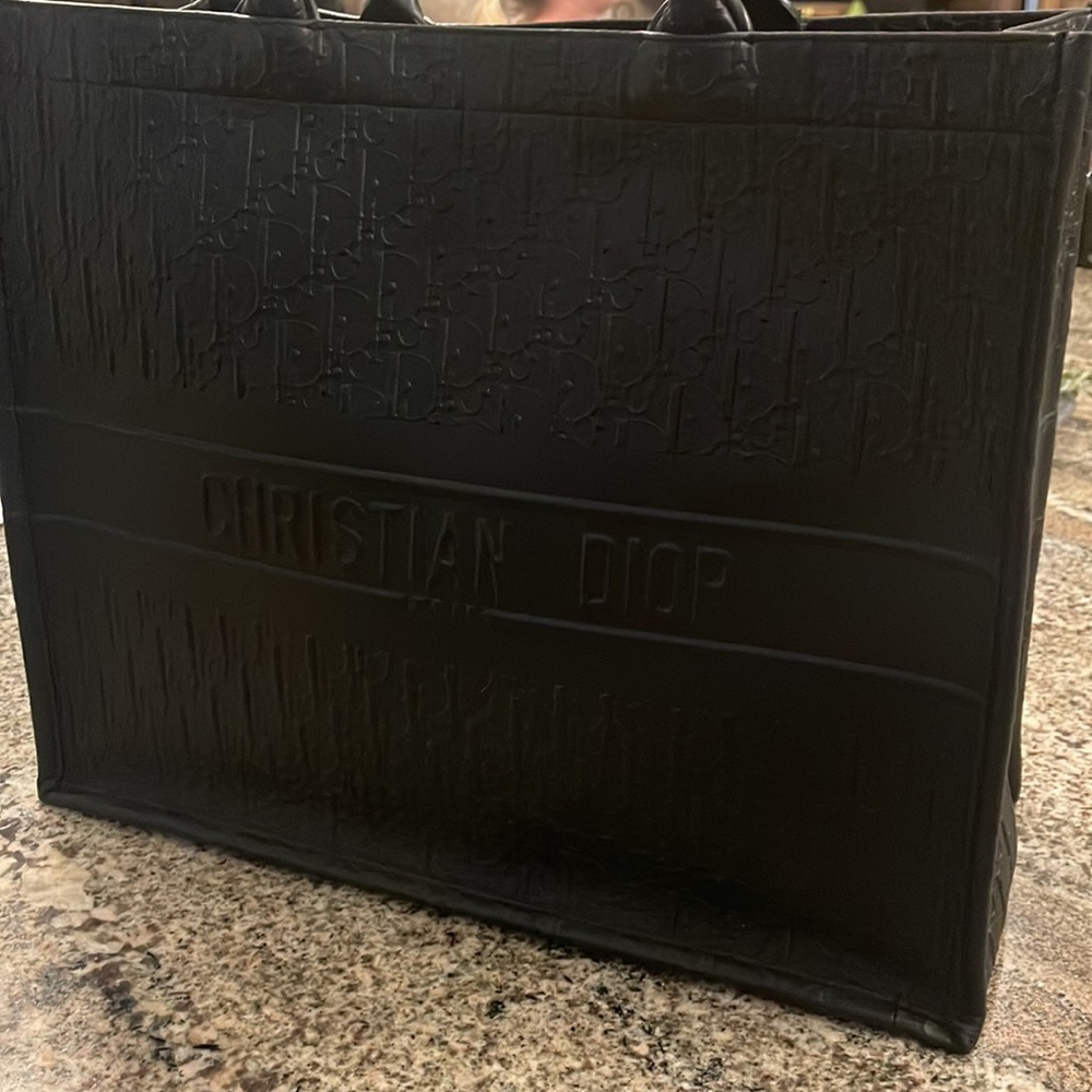 Christian Dior Book tote Oblique Embossed Calfskin Large - Picture 3 of 8